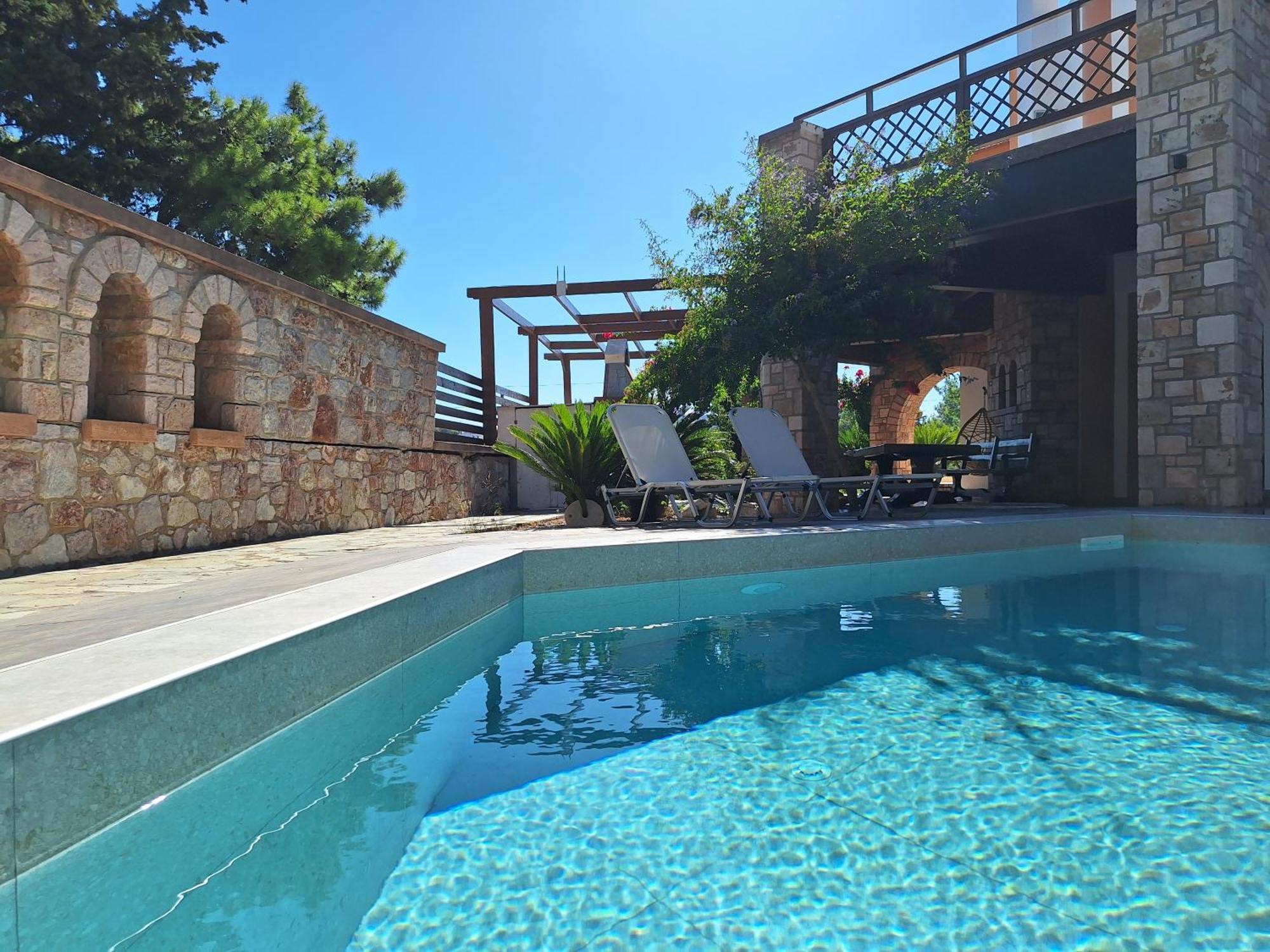 Glamorous Nefeli Villa Koskinou (Rhodes)