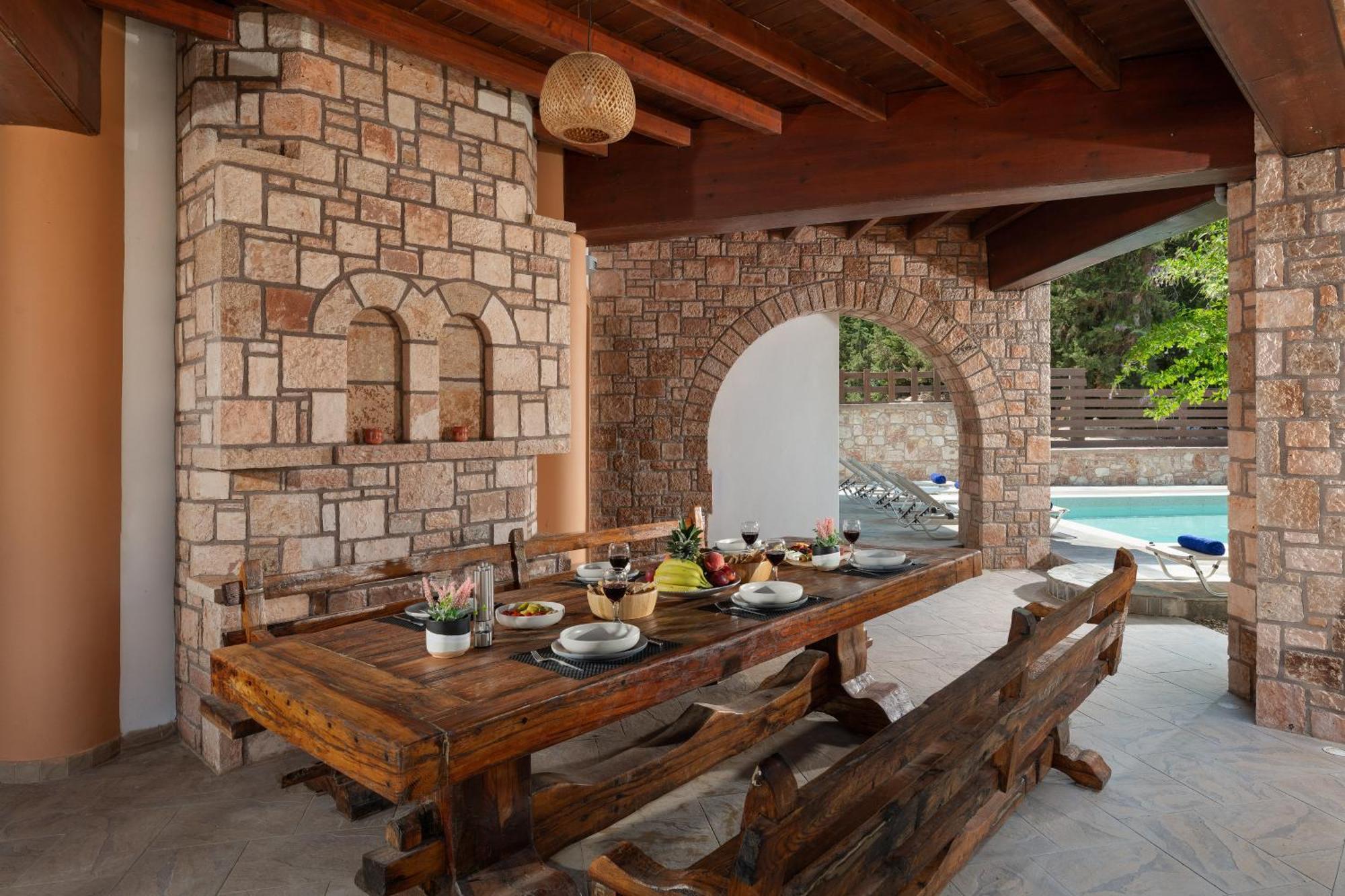 Glamorous Nefeli Villa Koskinou (Rhodes)