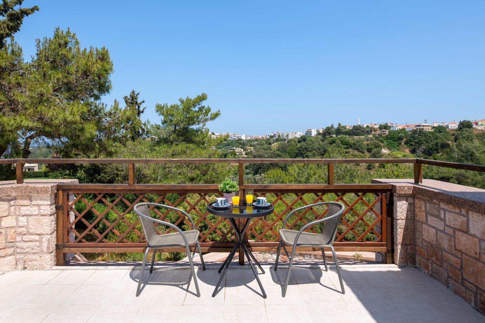 Glamorous Nefeli Villa